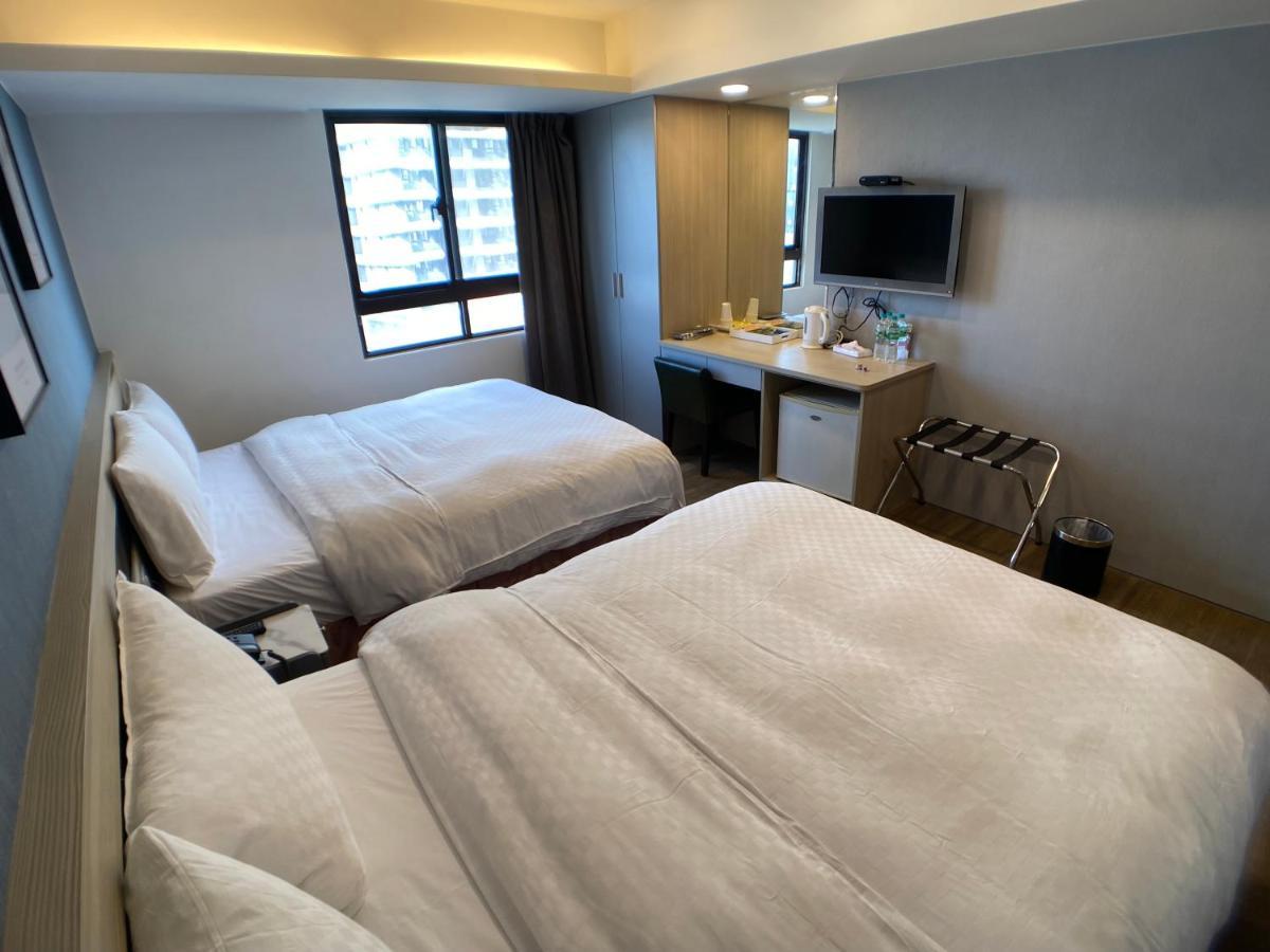 Bonjour Hotel Тайджун Екстериор снимка
