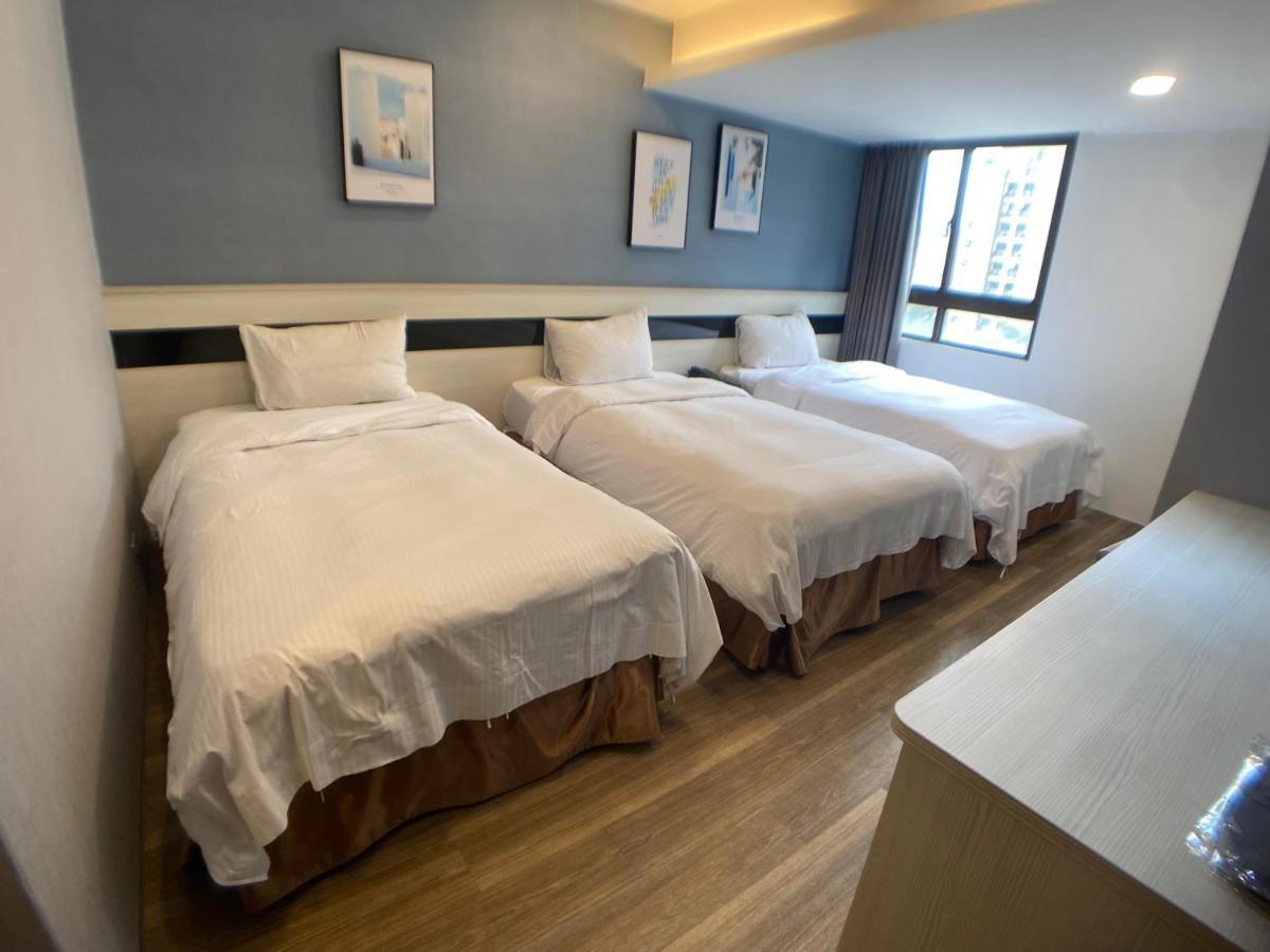 Bonjour Hotel Тайджун Екстериор снимка